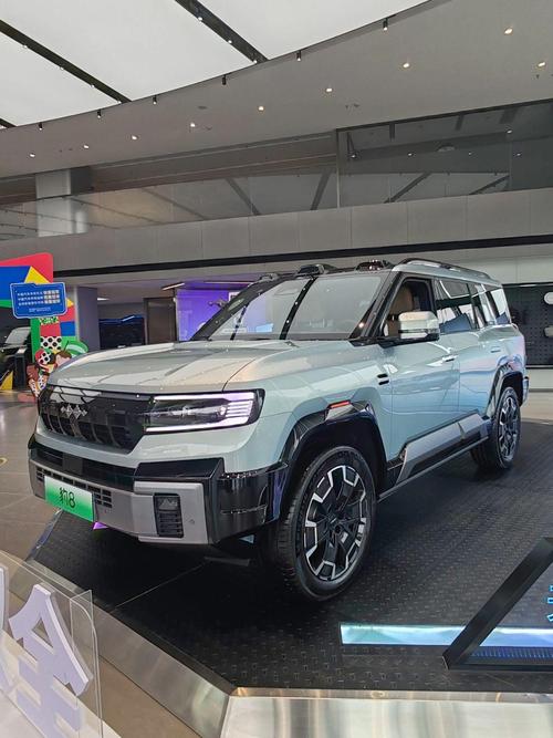 东莞308比亚迪方程豹硬派越野的爆款，英菲尼迪35周年与你共成长